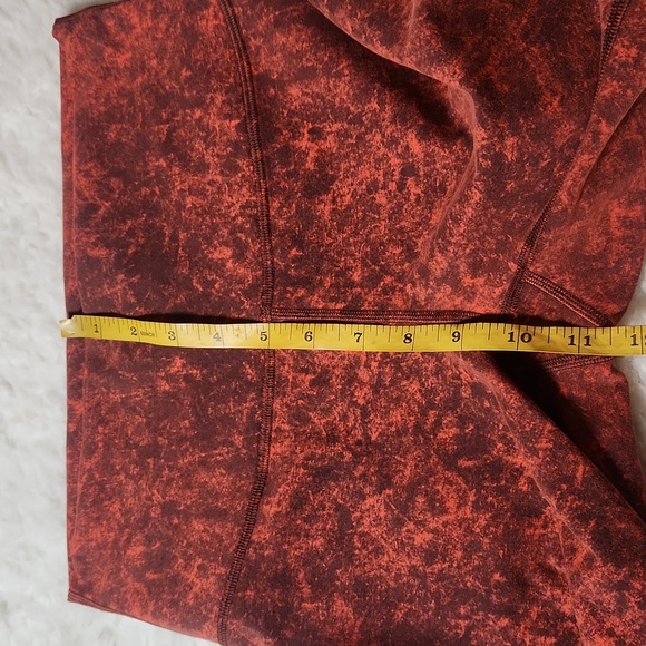 Lululemon Wunder Train High-Rise Tight 25" Sz 8 Autumn Red - Picture 10 of 11